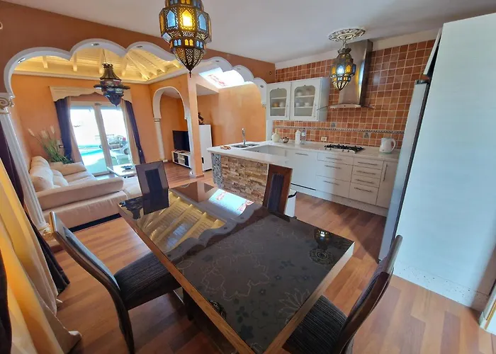 וילה Habibi Luxury 5a