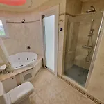 Habibi Luxury 5a Villa