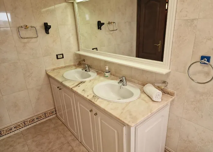 Βίλα Habibi Luxury 5a *